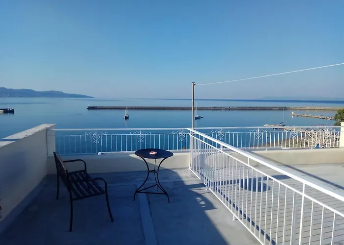 Santarosa Apartamento Kalamata